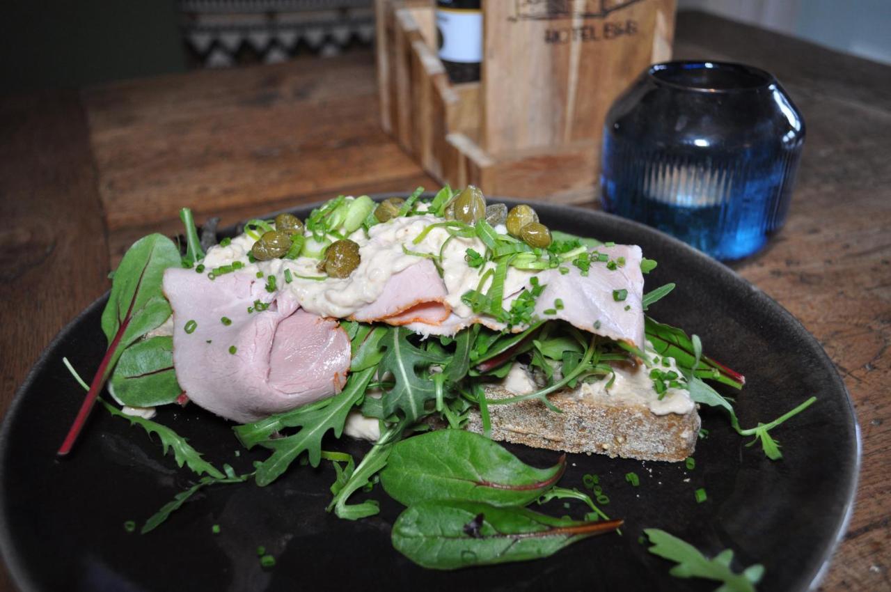 Bed & Brasserie Het Kosthuys 圣特马坦迪克 外观 照片